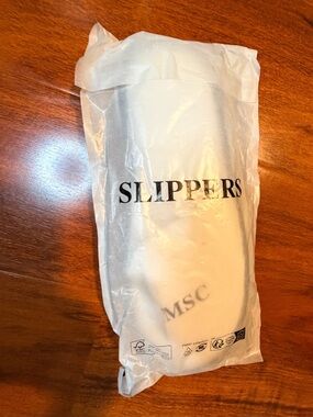 White Slippers - MSC Cruise Line Comfortable Women's Slide NWT